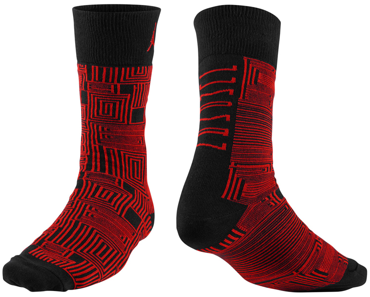 air-jordan-11-ie-low-black-red-socks