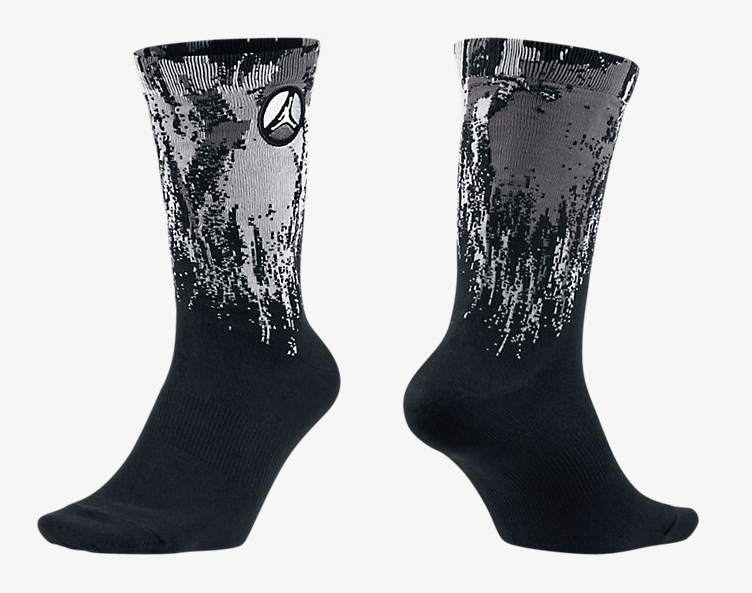 air-jordan-8-chrome-socks