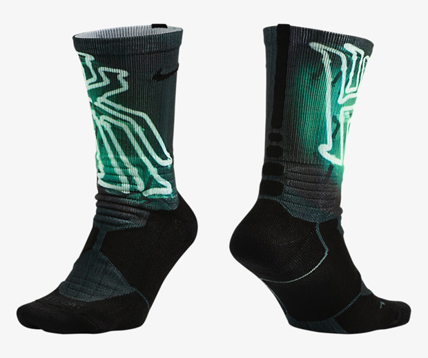 nike-kyrie-2-green-glow-socks
