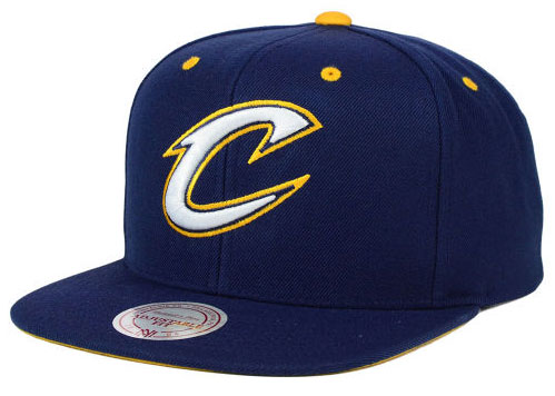 jordan-4-dunk-from-above-cleveland-cavaliers-mitchell-ness-hat