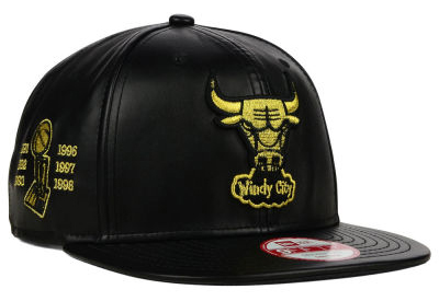 new-era-chicago-bulls-hat-black-gold-1