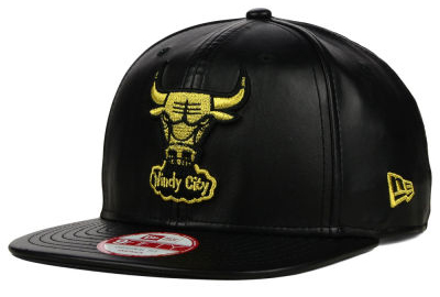 new-era-chicago-bulls-hat-black-gold-2