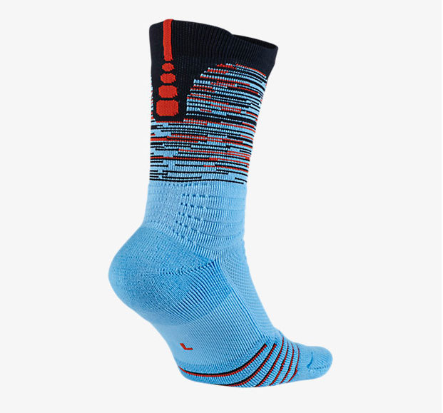 nike-kobe-11-brave-blue-muse-socks-2