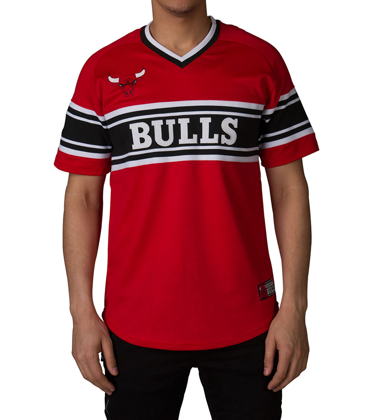 jordan-6-alternate-bulls-shirt-red-1