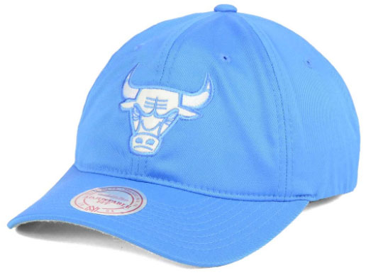 jordan-7-pantone-blue-bulls-hat-1