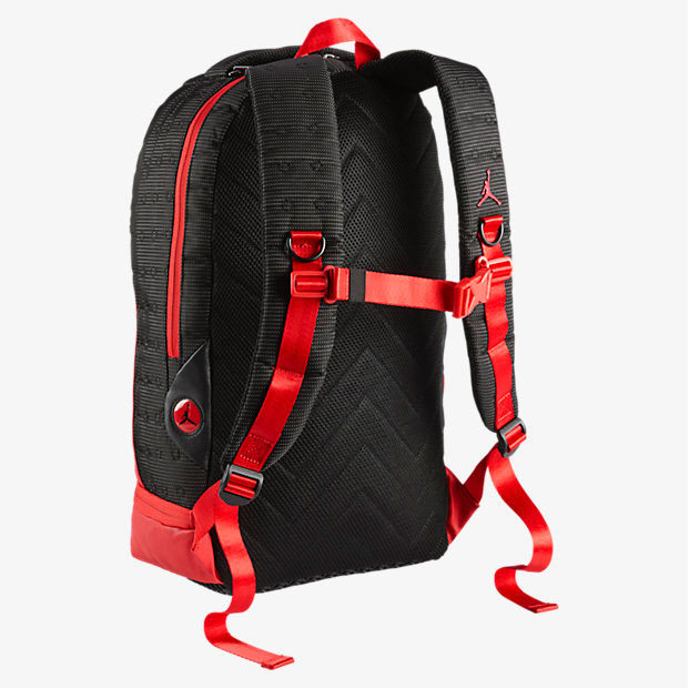 air-jordan-13-bred-backpack-2