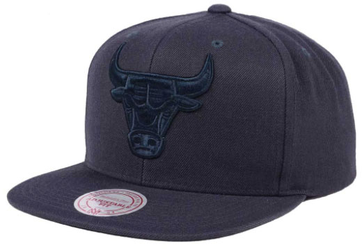 air-jordan-2-decon-blue-chicago-bulls-hat