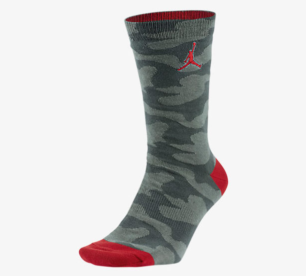 air-jordan-5-camo-socks-1