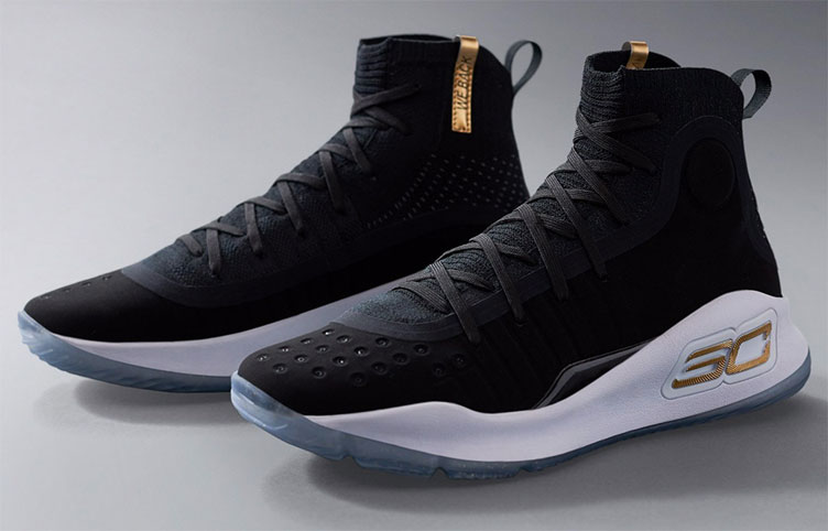 curry-4-more-rings-championship-pack-black-shoe