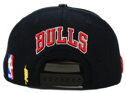 chicago-bulls-pro-standard-snapback-cap-black-3