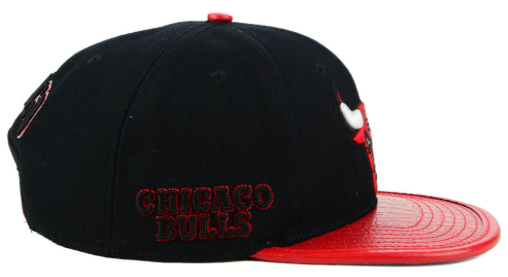 chicago-bulls-pro-standard-snapback-cap-black-red-2