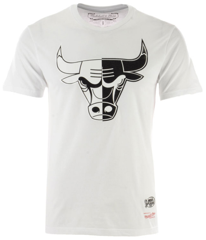 jordan-1-homage-to-home-bulls-shirt-2