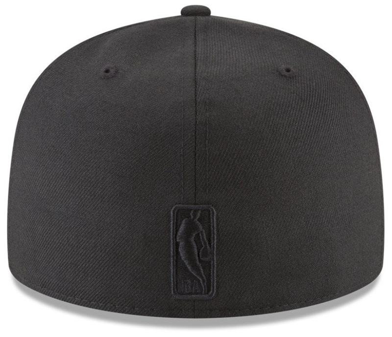 jordan-11-cap-and-gown-bulls-fitted-hat-match-2