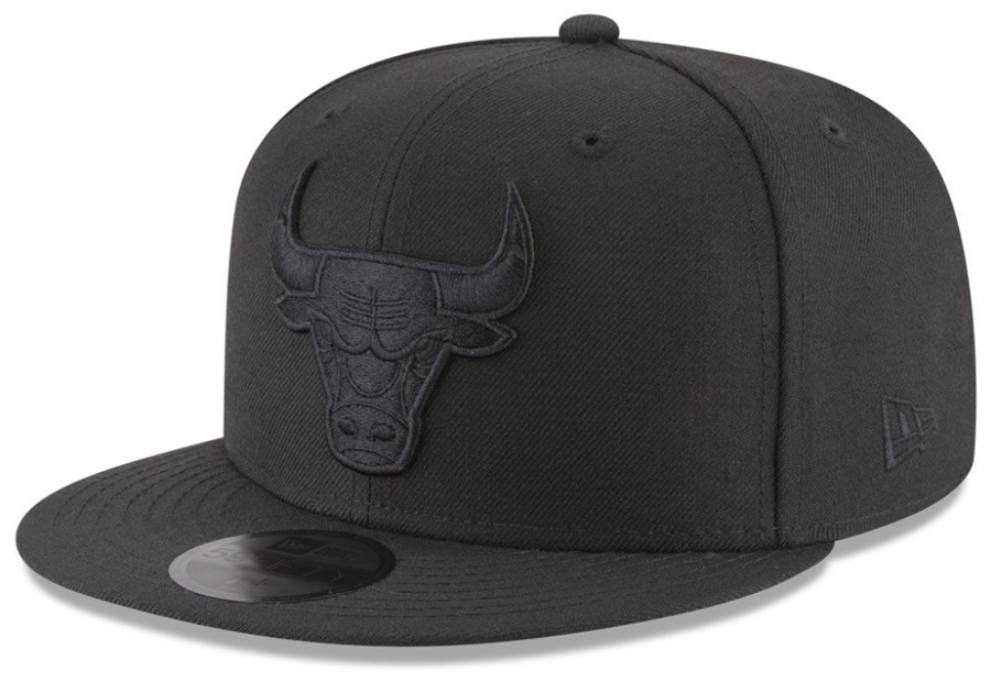 jordan-11-cap-and-gown-bulls-fitted-hat-match