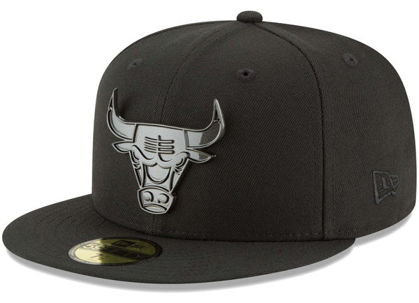 jordan-11-cap-and-gown-bulls-new-era-hat-1