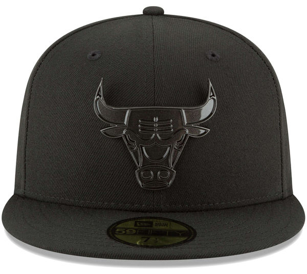 jordan-11-cap-and-gown-bulls-new-era-hat-3