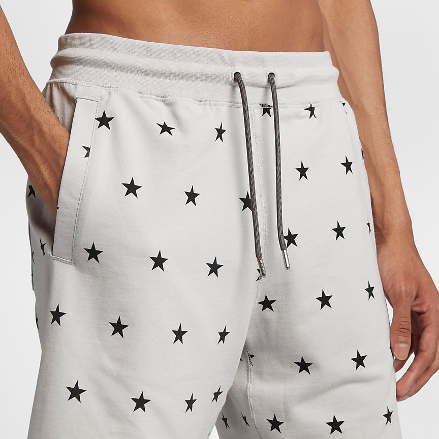 nike-sportswear-americana-stars-shorts-grey-2