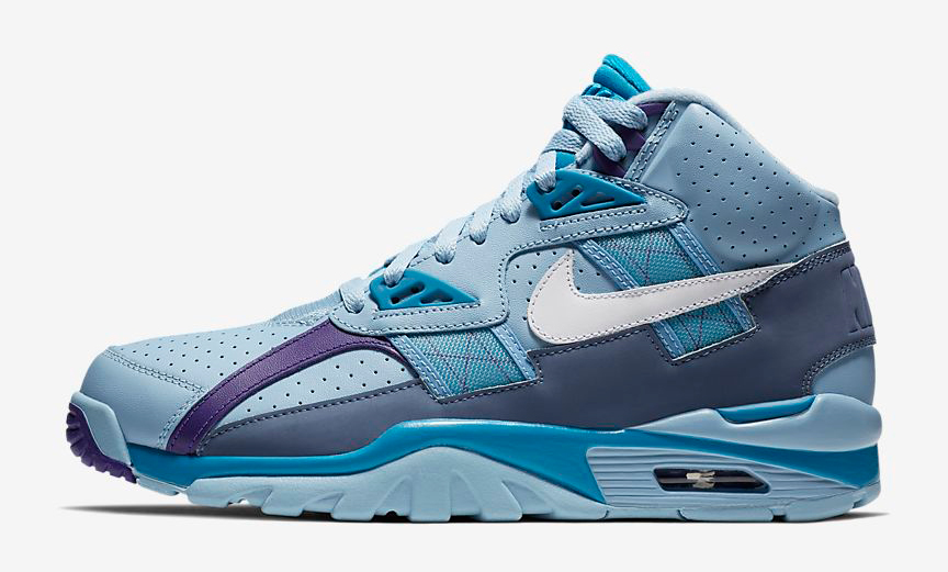 nike-air-trainer-sc-high-leche-blue-neo-turquoise-release-date