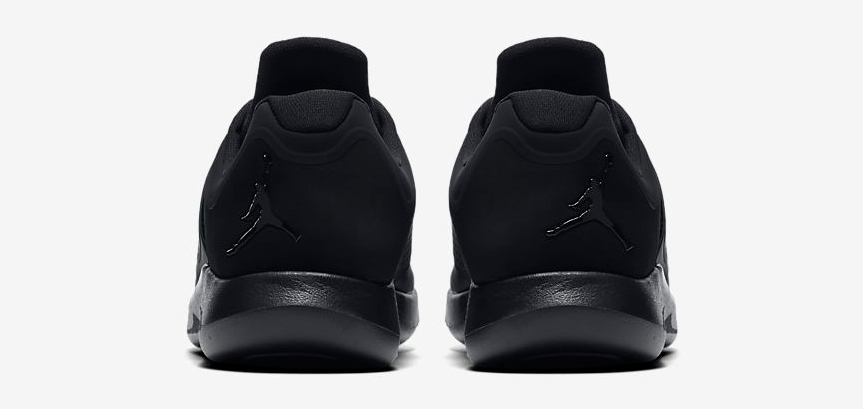 black jordan running shoes