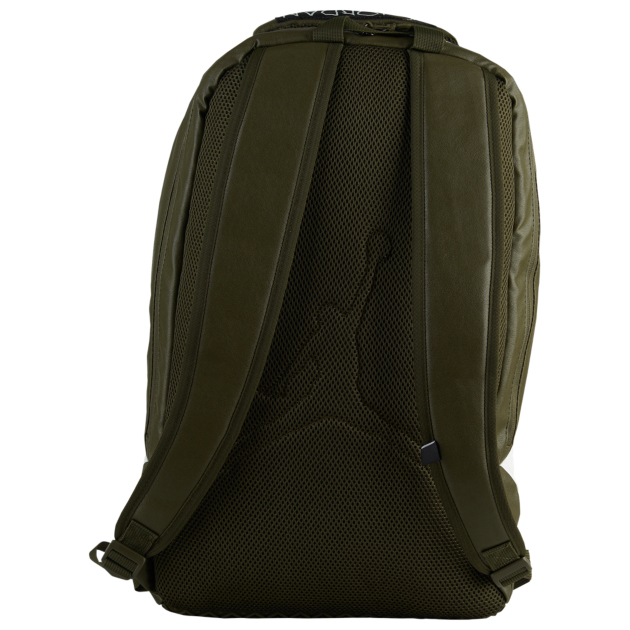 air-jordan-12-chris-paul-olive-backpack-3