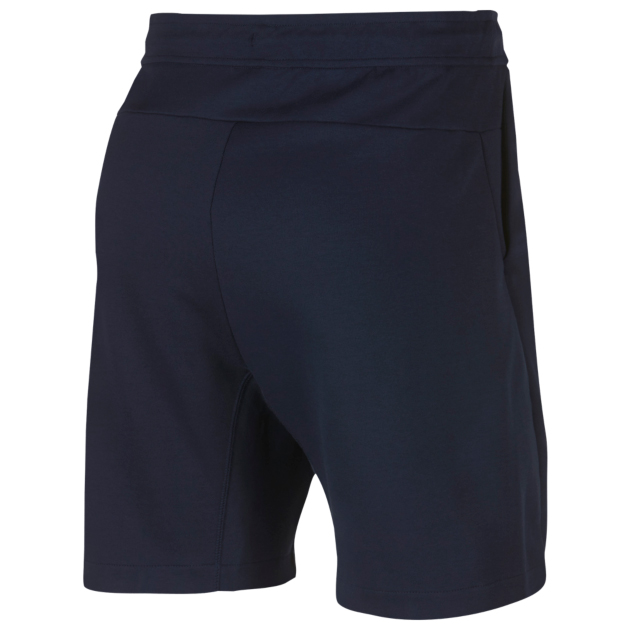 nike-air-max-origins-tech-fleece-shorts-match-2