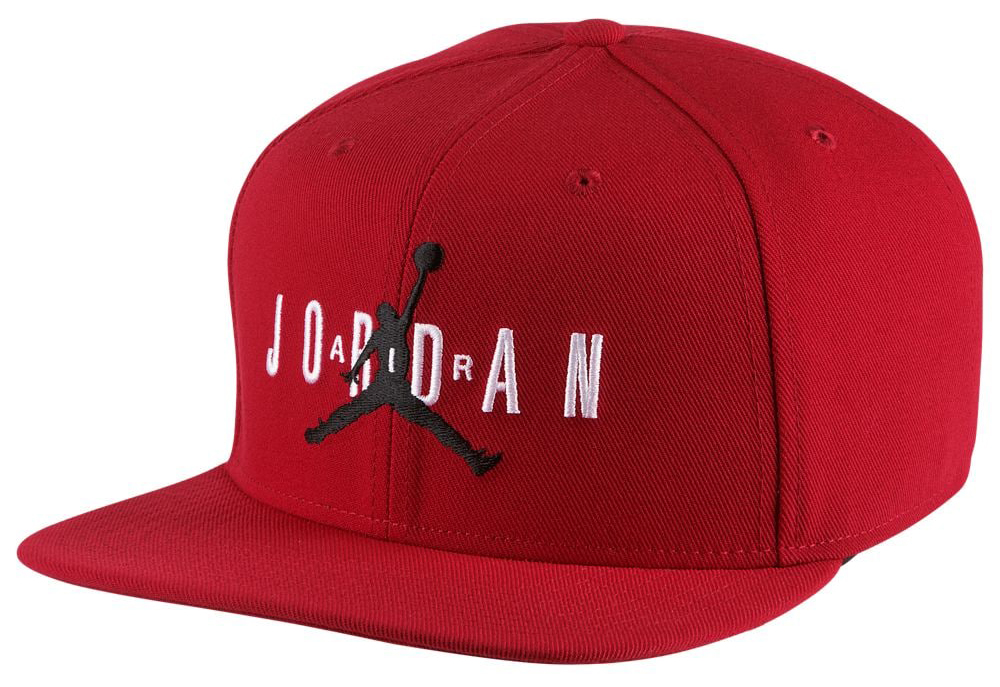 air-jordan-11-platinum-tint-snapback-hat-red