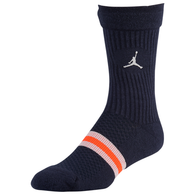 air-jordan-6-tinker-socks