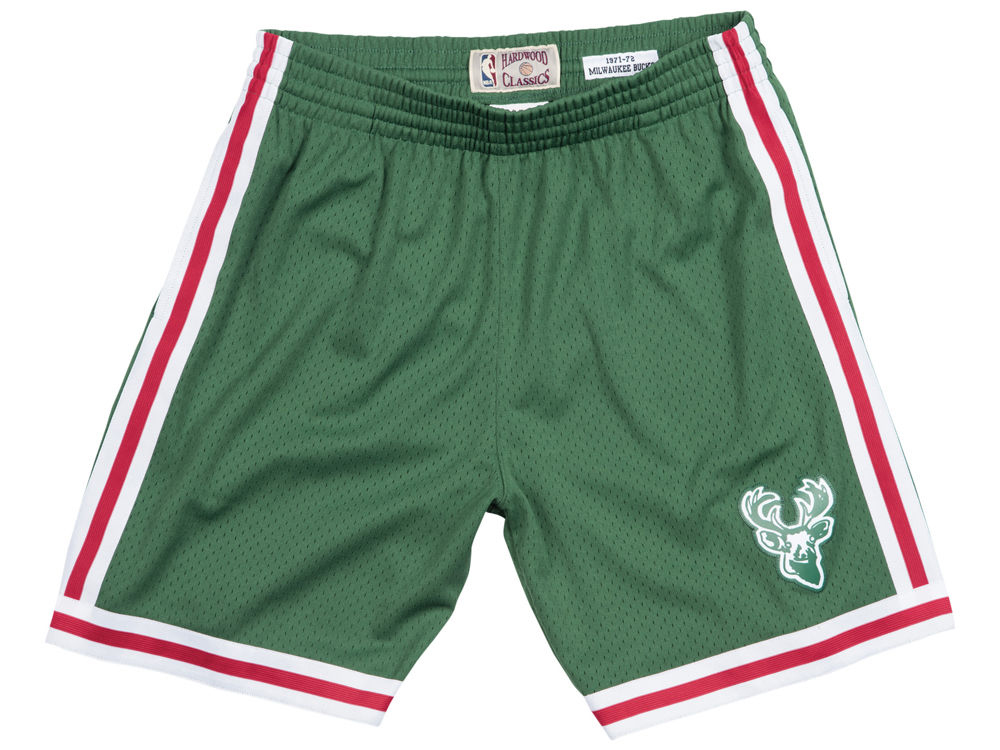 jordan-1-a-star-is-born-sports-illustrated-bucks-retro-shorts