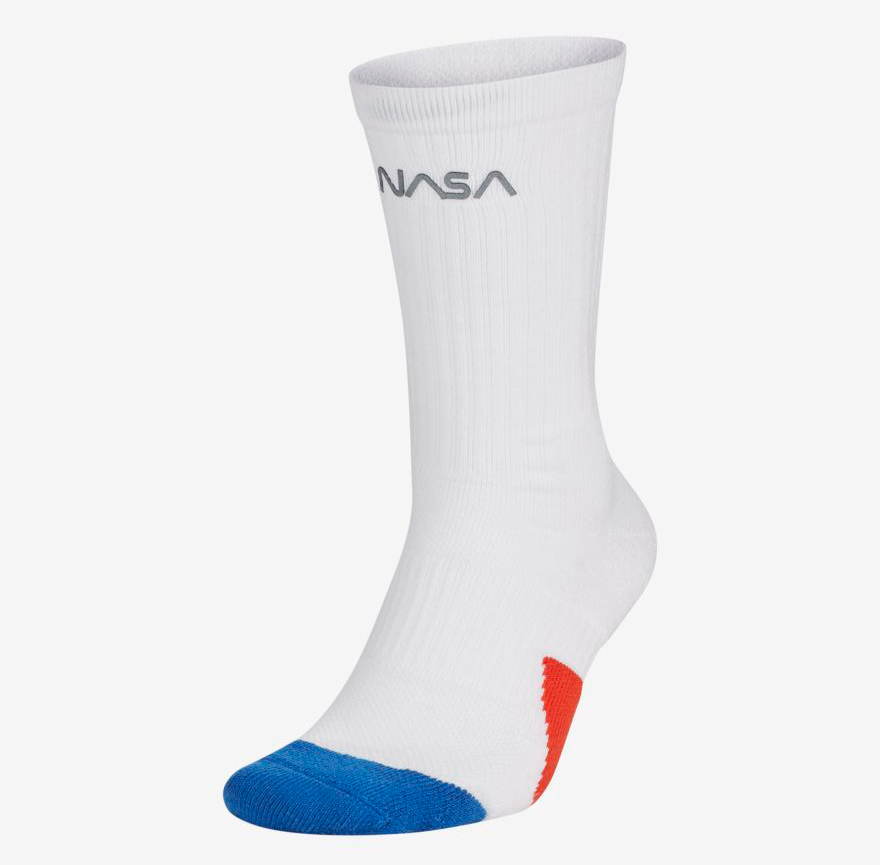 nike-pg-3-nasa-socks