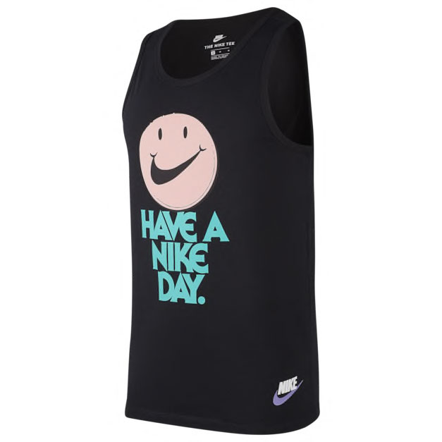 have a nike day shirt black