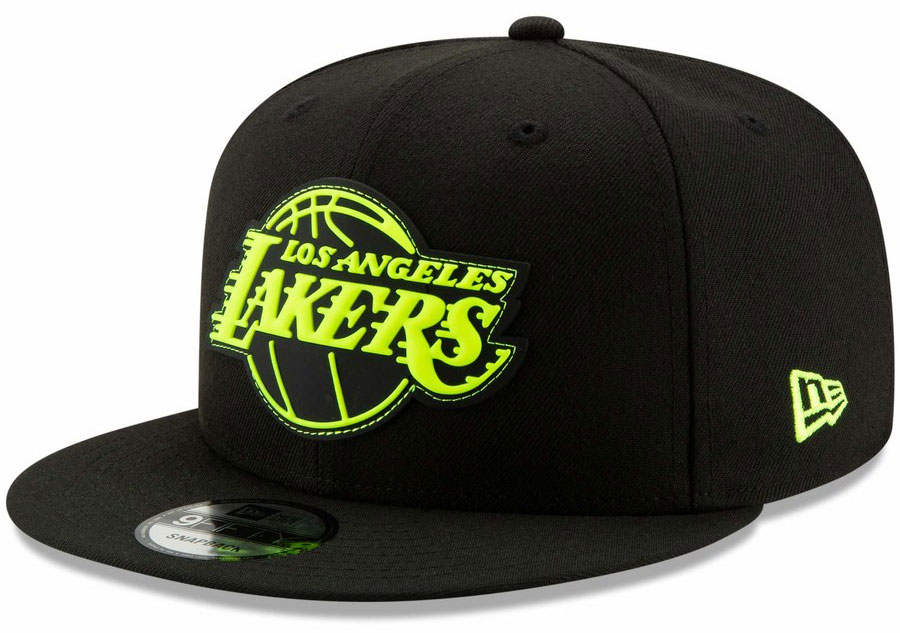 nike-air-midnight-glow-hat-match-lakers