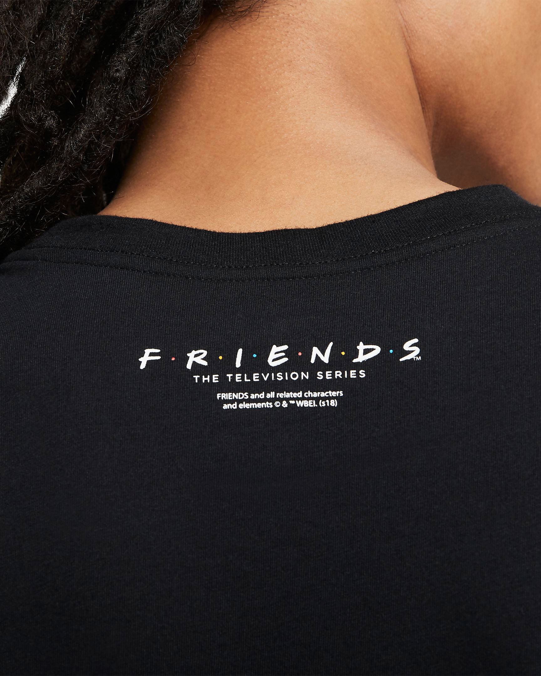 nike-kyrie-5-friends-t-shirt-3