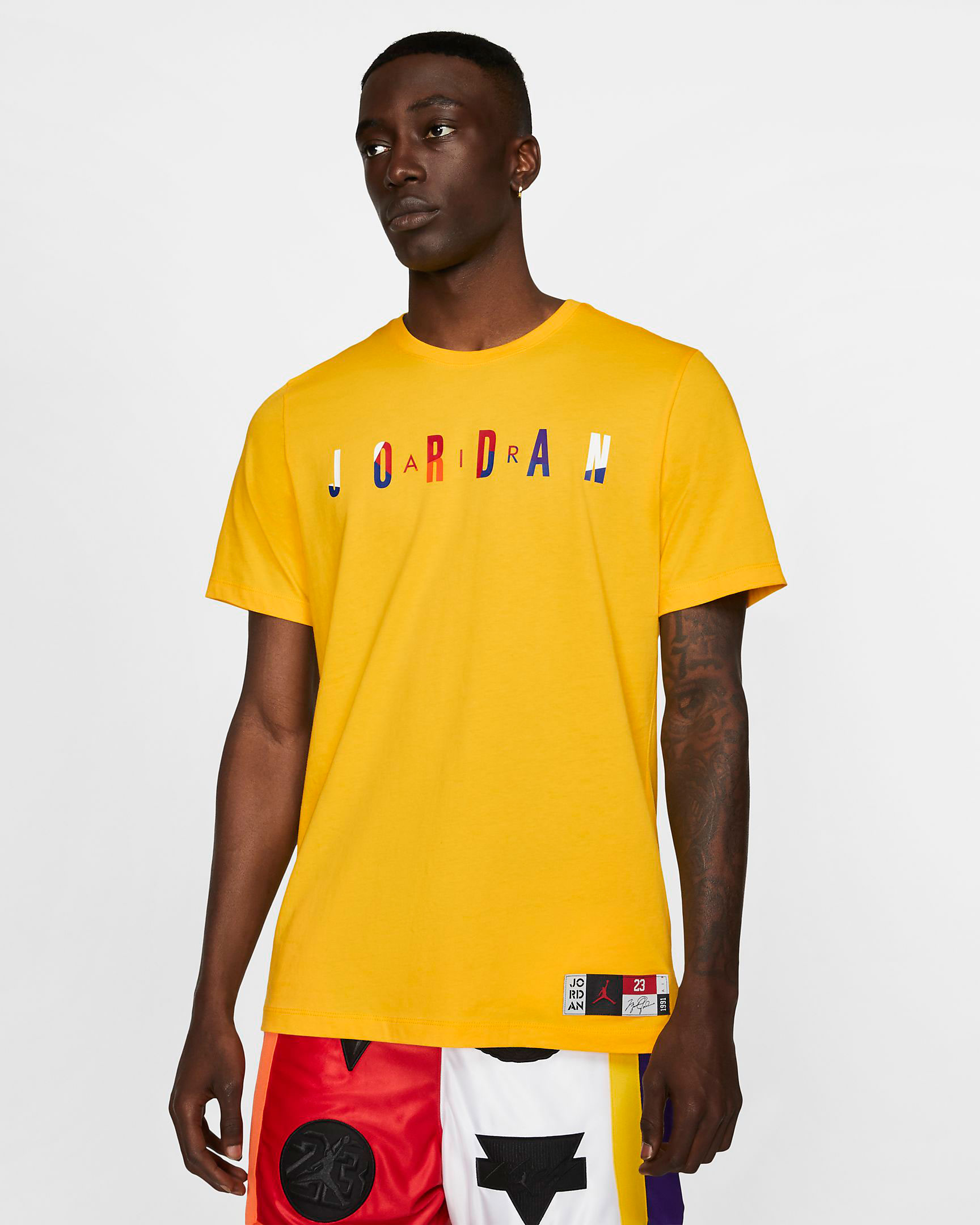 air-jordan-5-michigan-amarillo-matching-shirt-1