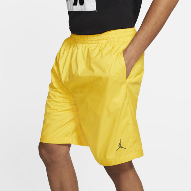 air-jordan-4-cool-grey-2019-yellow-shorts-1