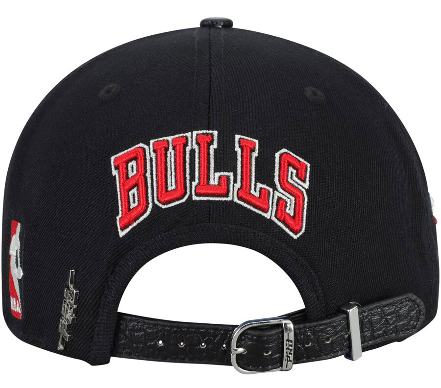 pro-standard-chicago-bulls-black-red-hat-3