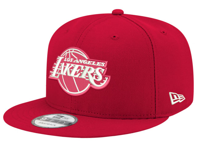 lebron-17-infrared-lakers-hat-match