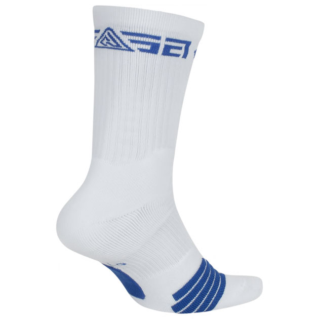 nike-giannis-freak-1-socks-white-blue-2