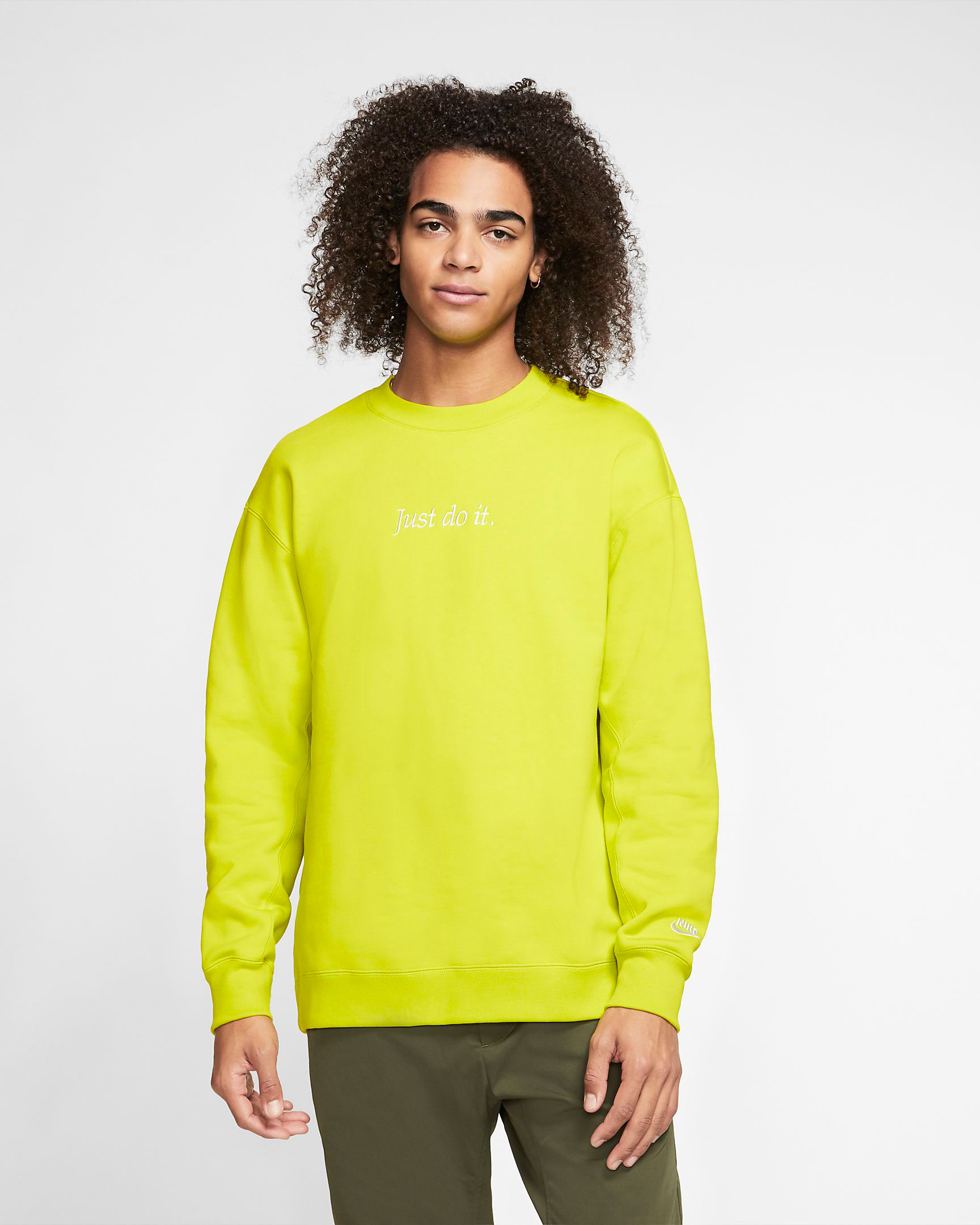 nike-sportswear-jdi-just-do-it-crew-sweatshirt-volt