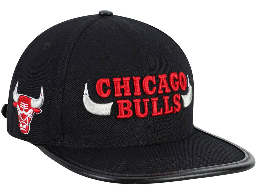 pro-standard-chicago-bulls-hat-black-red