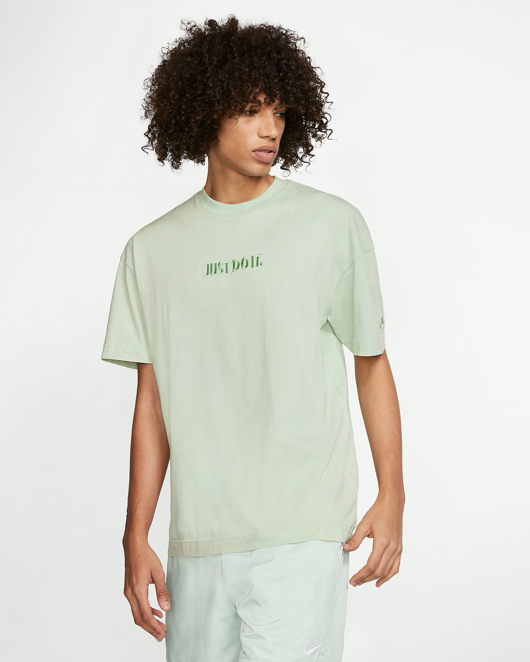 nike-sportswear-jdi-pistachio-frost-shirt