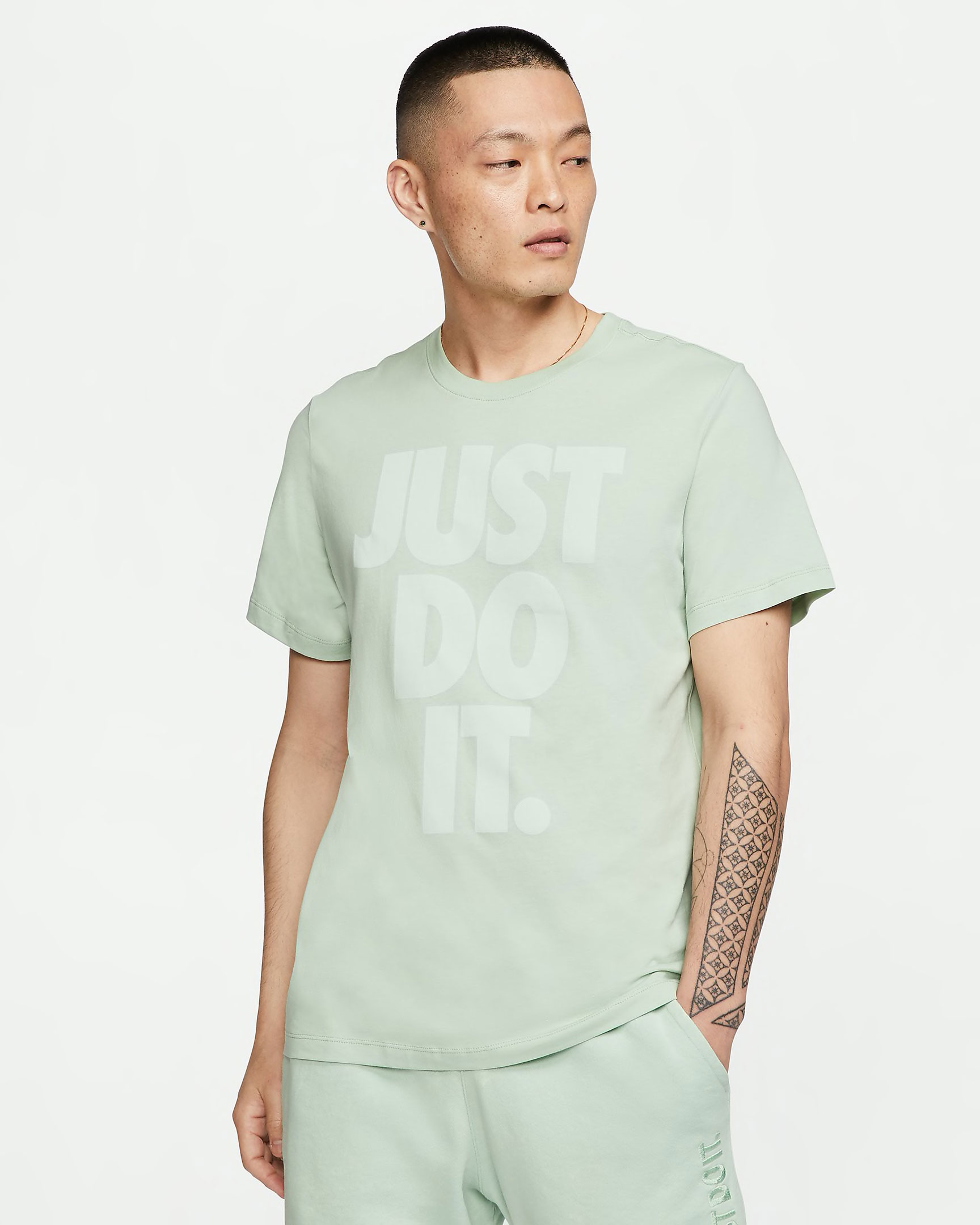 nike-sportswear-just-do-it-pistachio-frost-shirt