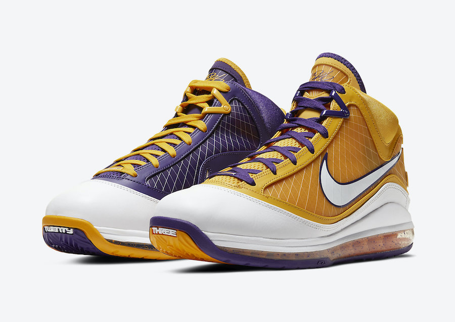 Nike-LeBron-7-Lakers-CW2300-500-Release-Date-4