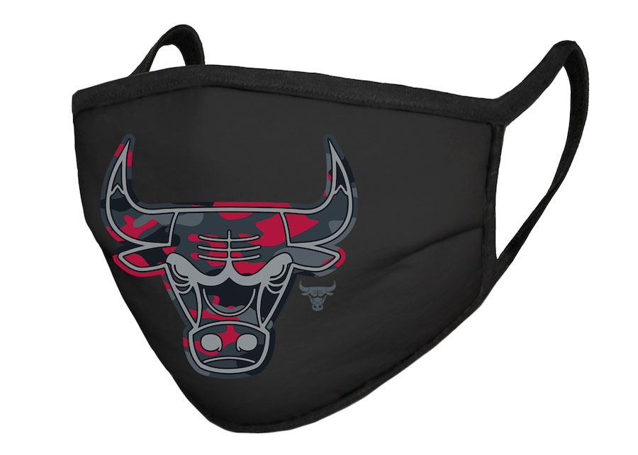 chicago-bulls-face-mask-covering-red-camo