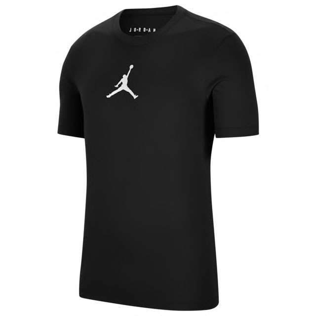 air-jordan-3-fragment-white-black-shirt-match-9