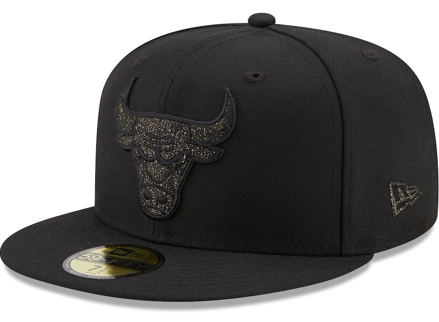 jordan-1-black-mocha-bulls-fitted-cap
