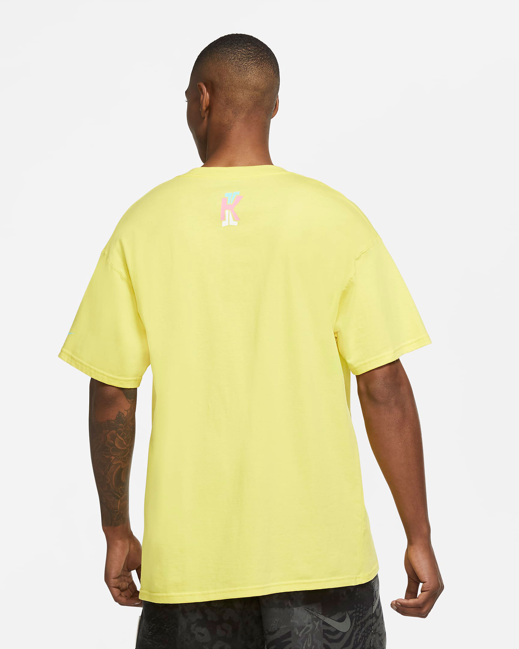 nike-kybrid-s2-pineapple-shirt-2