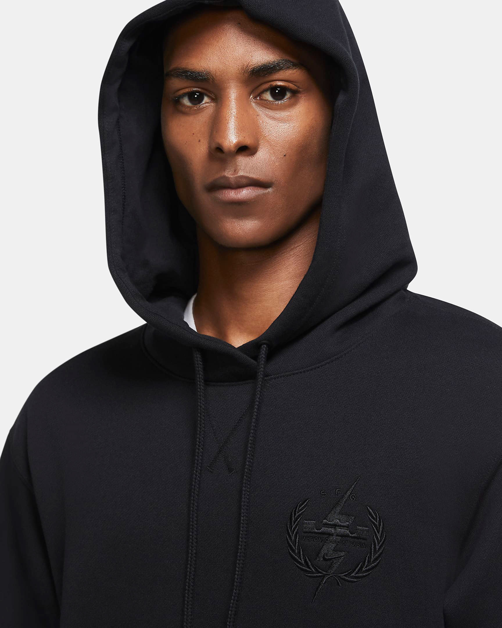 nike-lebron-18-hoodie-black