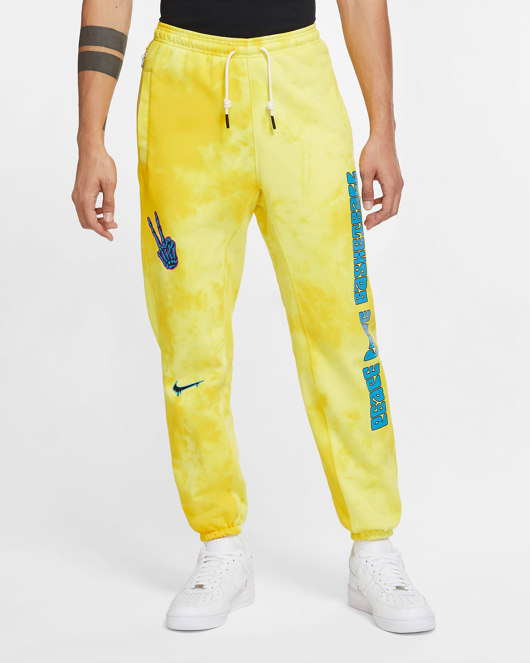 nike-peace-love-basketball-pants-yellow-1