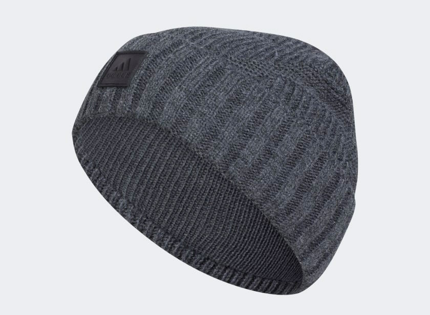 yeezy-350-v2-carbon-winter-hat-2