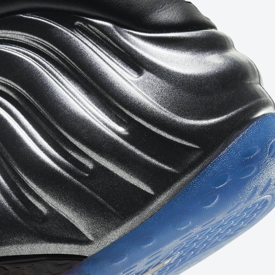 Nike-Air-Foamposite-One-Gradient-Soles-CU8063-001-Release-Date-7